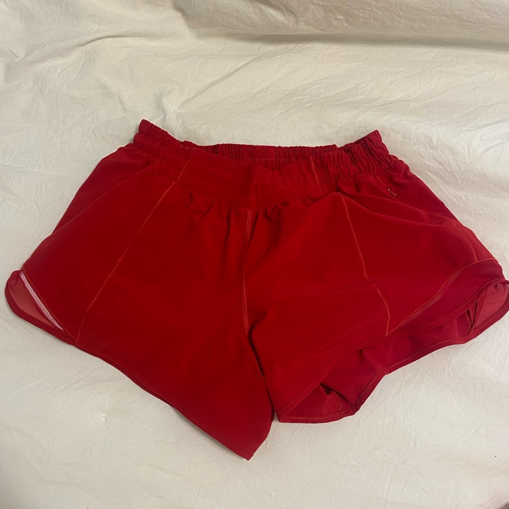 Lululemon hotty hot tall red shorts size 8